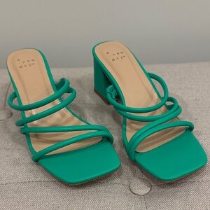 A New Day Women's Vibrant Green Strappy Heels